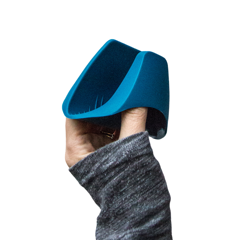 Silicone Pinch Oven Mitts {Set of 4} - Erin Chase Store